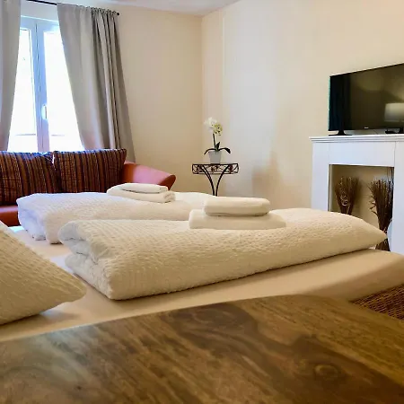 Kurpark Apartman *