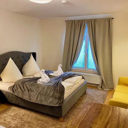 Kurpark Apartman *
